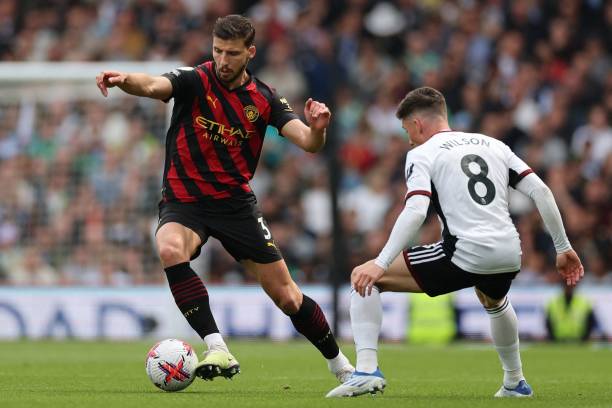 紧密结合 紧密结合